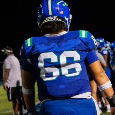 📍Winton Woods high school🚨3.4 gpa co’2️⃣0️⃣2️⃣7️⃣| center/guard| 5’10 250 ✝️ Psalms 37:4 | all glory to god| number: 5139784955| chasedanielsss113@gmail.com
