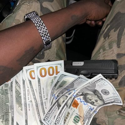 DMGto3xplicit's profile picture. 65Made 214Paid