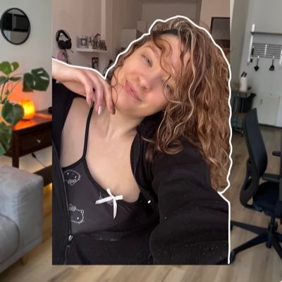 Student Mediaredactie, Vrijwilliger, Creator, Neurodivergent & Mental Health Advocate | IG:AnoukSpiegelenberg | TikTok:AnoukSpiegelenberg