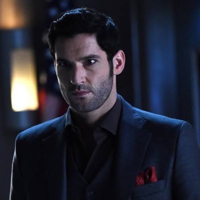 chustaaa_'s profile picture. Marketing & Brand Designer: authentic websites, emails, ads & branding