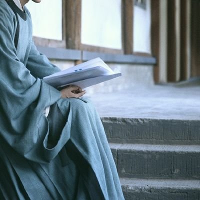 liaotian_xz's profile picture. 어디 한번 해보자, 까짓것.
일단 하자, 하고 보자