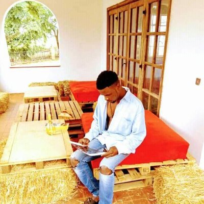 Demba_thaddy's profile picture. WINE SOMMELIER
CHELSEA FAN
LIQUOR ADVOCATE
MEME CURATOR