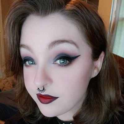 dia. any pronouns. D1 yapper. hairstylist by trade. no A/I shit ever. clown behavior here tee hee honk honk 🤡 pls only follow if age 17+ ty!