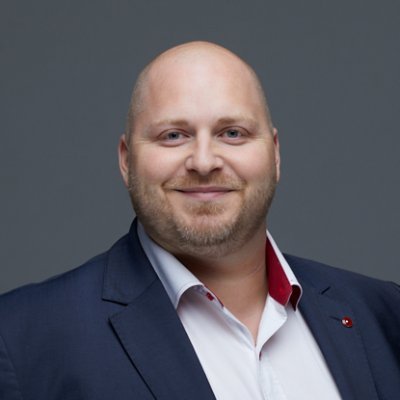 bennito_nr_uno's profile picture. Ask if you want...