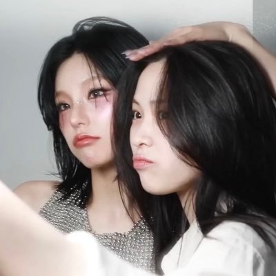 ryeji0417's profile picture. 🐱🍬💍