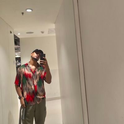 Makwy1424's profile picture. figuring out