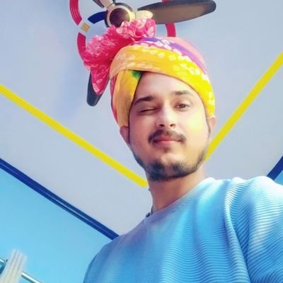 pantomath_rsc9's profile picture. सिंह गमन, सत्पुरुष वचन, कदली फलै इक बार, तिरिया तेल हमीर हठ, चढ़े न दूजी बार. ;)
🔱🙏 शिव  
शिवत्व 🧘
पथिक हूं... जो कार्यकुशलता सिद्ध हेतु धारा के प्रतिकूल हूं