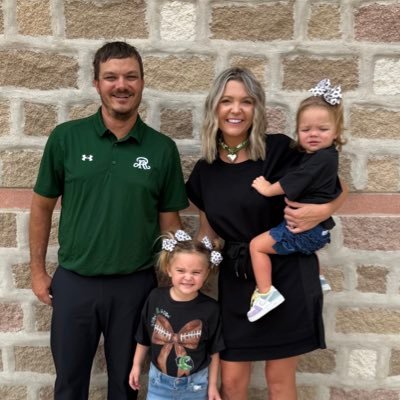 Father of 2 girls| Husband | Reagan High School | O-Line Coach | Softball Coach | Angelo State Alum | 2024 THSCA Brand Ambassador |@THSCAcoaches @WeAreAFCA