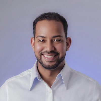 Dios sobre toda las cosas | Internacionalista | Emprendedor | Propietario de: @dulceriadlpatio | @economizaterd | 🇩🇴