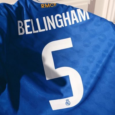 VhibesL23307's profile picture. KNOW WHO YOU ARE