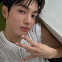 eva (@09zfilm) 's Twitter Profile Photo eva (@09zfilm) 's Twitter Profile Photo