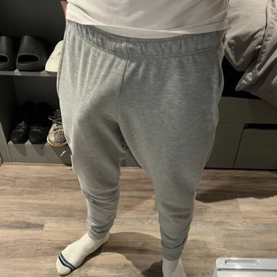 Married Man | 32 | Shah Alam Experienced & Discreet 🔞 MMF | Threesomes | Fetish-friendly Foreplay is a must — I don’t rush pleasure. Explore your limits