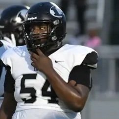 RUN STOPPER🫣 Lamar HS 🐺 C/O 26🎓DT 6’0 250 trapdurant54@gmail.com Mobile 8032292429 40 yd dash 5.4
