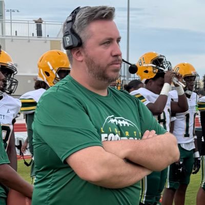 Dad, Husband, Special Teams Coordinator and Wide Receiver Coach of the Liberty High School Chargers ⚡️ #SetTheStandard #ChargerNation #ChargeOn