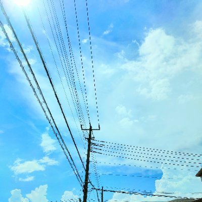 34ZW2fRCapA9uGC's profile picture. 認知症になることを恐れない社会を作りたい。自分たちも入りたくなるような「家」を作りたい。今ある介護が将来自分が受ける介護だと思って働く。