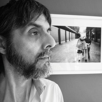 Sono quello alto e magro magro con la barba che cammina e fotografa.
https://t.co/LhJbjT17TW