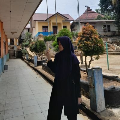 arunika_sf's profile picture. Rumah kita sendiri