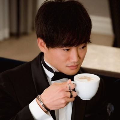 톨 Profile