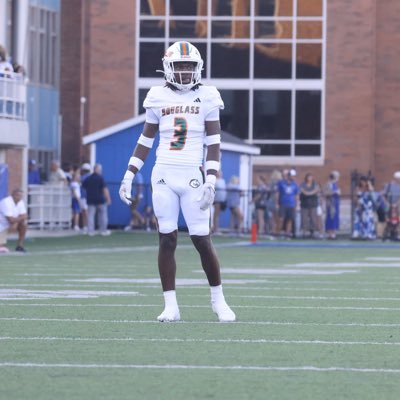 Fredrick Douglass High School |6’0 | 176lbs | FS/WR | ‘27 | 4.54 40 yard dash | #8595367456 https://t.co/7tD5VO3aa3