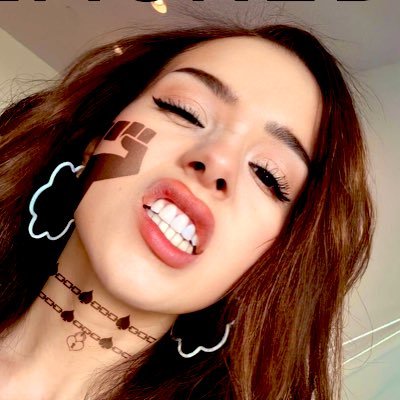 𝐍𝐎𝐓 𝐭𝐡𝐞 𝐫𝐞𝐚𝐥 𝐨𝐧𝐞, 𝐨𝐛𝐯𝐢𝐨𝐮𝐬𝐥𝐲.🖤 𝙃𝙚𝙧 𝙤𝙣𝙚 𝙖𝙣𝙙 𝙤𝙣𝙡𝙮 𝘿𝙖𝙙𝙙𝙮 𝙑𝙞𝙘𝙩𝙤𝙧~ @BLXCKCXCKMMAND 💞💍