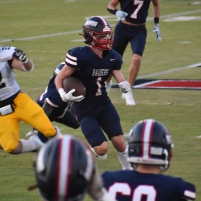 Kirk Academy class of 2028 | ⚾️ SS RHP OF | 🏈 QB WR DB | 6’0 | 157lbs | 662-230-4412 | mav.fowl07@gmail.com