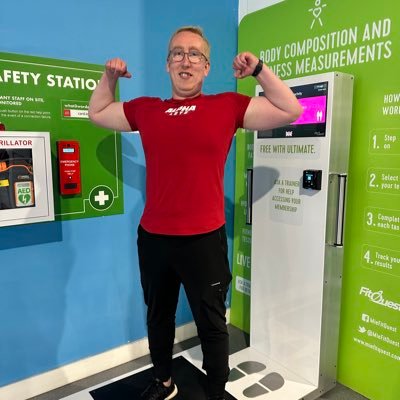 Tomwyer32's profile picture. 