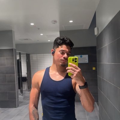 FadedFall0ut's profile picture. Living my best life.  TaylorGangGaming recruit @TaylorGangGames 🎮 Taylor Gang for life 🤙🏽