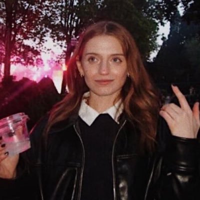 daily posts and updates of jenna burgess, our hat girl ۶ৎ