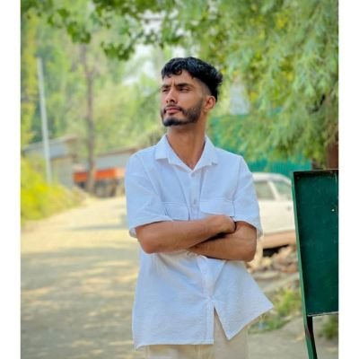 🫡Ahamdulillah for evrything_♥️😊 Do not ever be afraid to shie. Creat your own sunshine 🤝 🚨😎 #khumaine chowk bemina