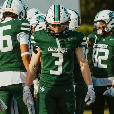 Tampa Catholic High School 5,11ft 185 lbs ATH class of 2027 3.3GPA NCAA ID #2402213380 HC @Coach_MGregory ejdouglas07@icloud.com