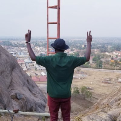 DavidzAyesiga's profile picture. Into tourism @ossiconessafaris info@ossiconessafaris.com       @ChelseaFc 💙