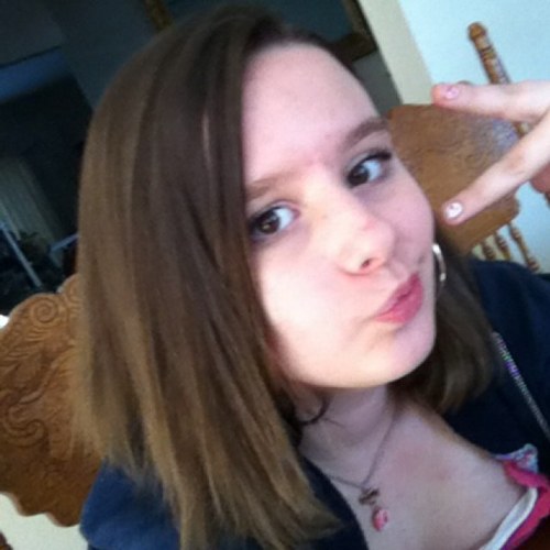 adalynnhoskins's profile picture. hey my name is victoria and im 21 I live in Denve,Colorado and i am a swimsuit model