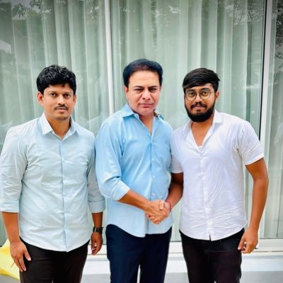 Politics l Movies l long Rides l Follower of #KCR Sir ✊ #AntiBjp | Retweets are Personal #Team Jagan Anna