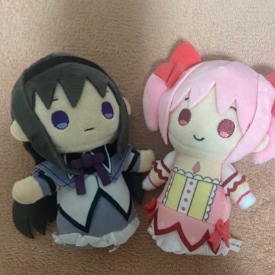 ほむら推し大学生／まどドラまったりプレイ中／ホヨバゲーに手を出して金欠のアホです
