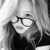 GAEUL. (@fallinginfals) 's Twitter Profile