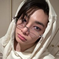 oliwia (@youinnieth) 's Twitter Profile