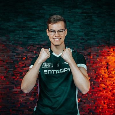 21 | 🇩🇪/🇬🇧 | Professional Clash of Clans Player for 📩 | ESLM S4🥉| WC22 9th