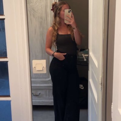 inesslaaurent's profile picture. 21y