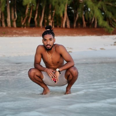 IG: @bron_the_bwb #592🌦#LLF🕊 #LLJ🕊 Guyanese first, Island kid second🤞🏻 music link in bio🙏🏼 I💍❤️