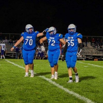 EvanMalueg's profile picture. 2026 | 6’4 215 | #11 | DE/OLB + TE/HB | 4.6 40 | 35.4” Vertical | 4.47 5-10-5 | 7.34 L Drill | 9’0 Broad Jump | 3.96 GPA | 3 Sport Athlete | Johnson Creek WI