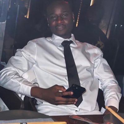 huncho_meelan's profile picture. NSNV ! 🪓🖤 #Oldtakrrrr @arsenal