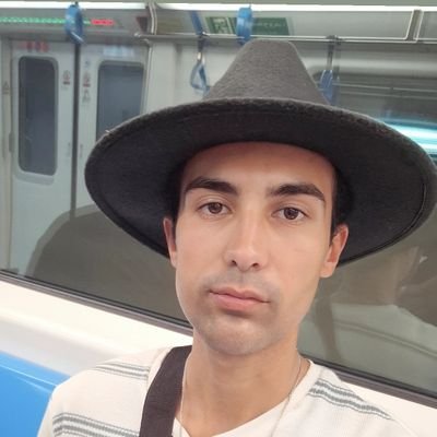 #god #iranian #ترک_قشقایی Originally from Azerbaijan
Sono nata per la felicità #italy 🇮🇹
Dio è con 🙏me #turk
Architectural👷🏻engineering🧑🏻🎓 graduate #x
