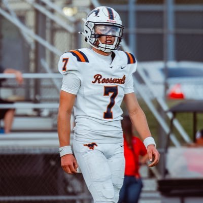 Dual Threat QB | 3 D1 Offers | Roosevelt High | C/O 2027 | 6’0”| 180 lbs | 562-896-1676 qbblakenadler2027@gmail.com