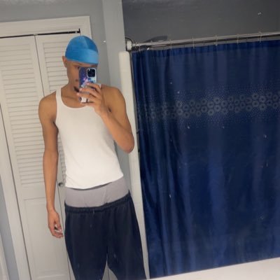 Chill 6ft7 bi masc OralTop. Subscribe for more Dick https://t.co/obJiHzLKgl ♐️🍆DMs open for Bookings and Business ONLY 💰