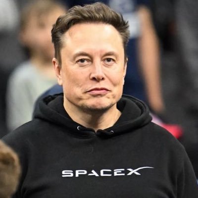 Spacex • CEO & CTO • Tesla🚘🇺🇸 • CEO and Product Architect 🚀