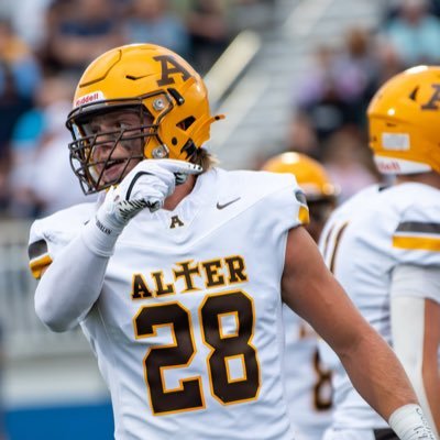 C/o 2026 || Alter HS || 6'2/225 || EDGE || Captain || Football || Lax || 4.3 GPA || Cell: 937-397-0898 || Email: nolan.ogburn42@gmail.com ll NCAA ID# 2409397120