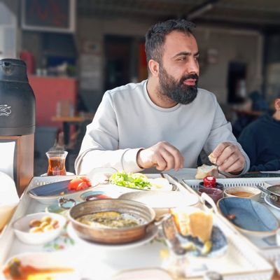 Tanıdıkça sevilecek biriyim, siz yine de sevmeyin!