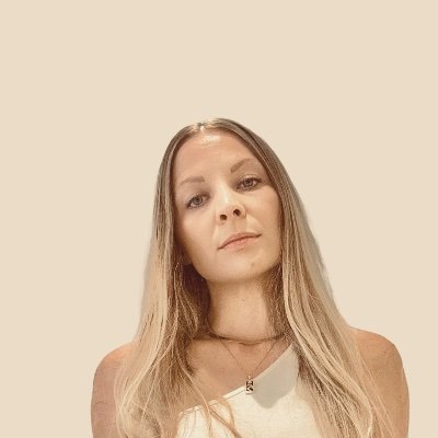 RealErikaNaomi's profile picture. Mostly musings. Some writing. 🇨🇦