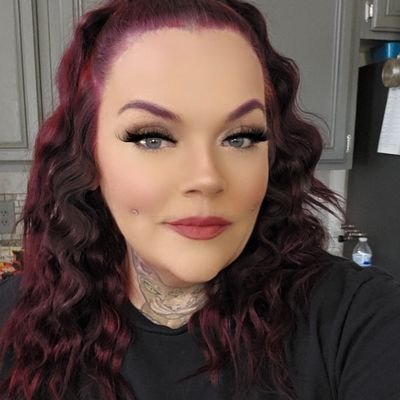 pot smoking.
tattooed
anti-feminist
Scumbag/Bitch