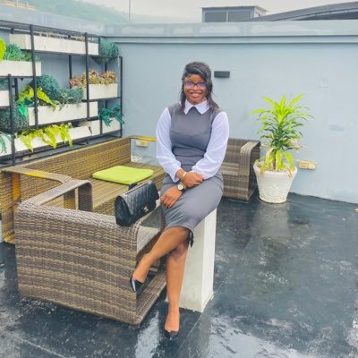 Yeshua Almasiya Komi na nakane. Manager @Oriflamenigeria🤝 on IG @ https://t.co/0RSA7IjYfi igshid=YmMyMTA2M2Y=